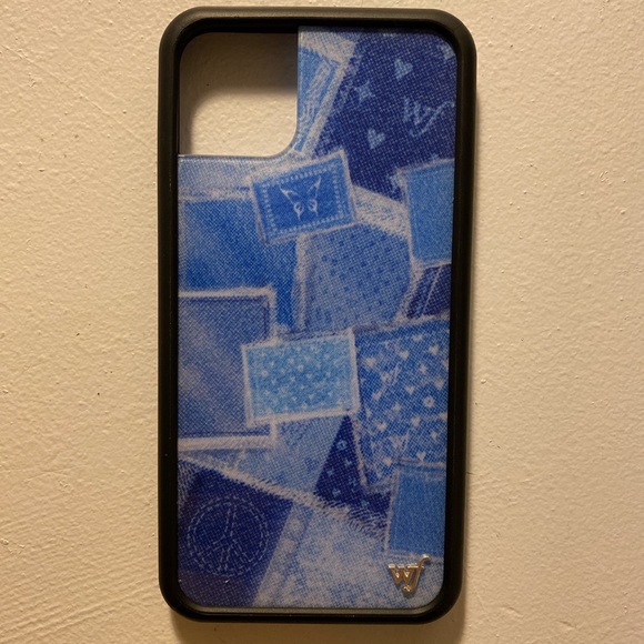 Iphone 11 pro max denim wildflower case. - Picture 1 of 2